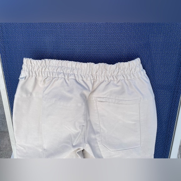 Lululemon men’s cream utilitech pants - Picture 5 of 5